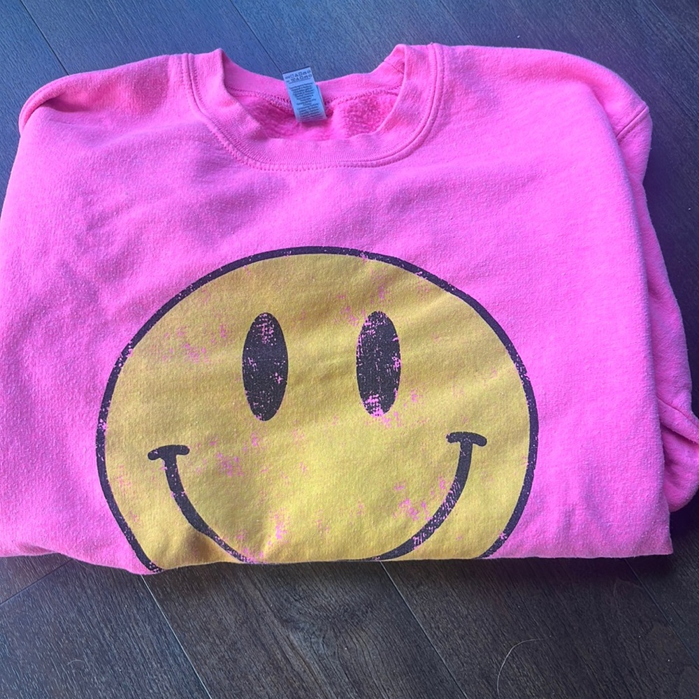 size small hot pink smiley crewneck